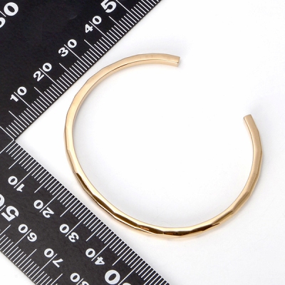 シルバーバングル