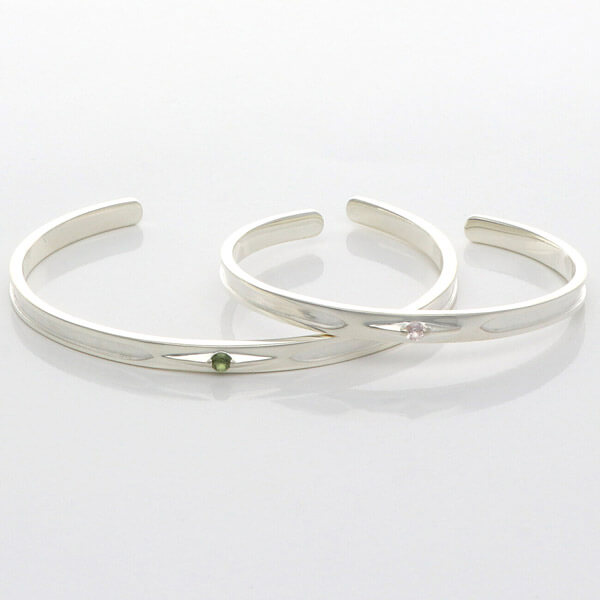 シルバーペアバングル