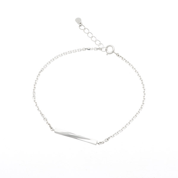 シルバーブレスレット