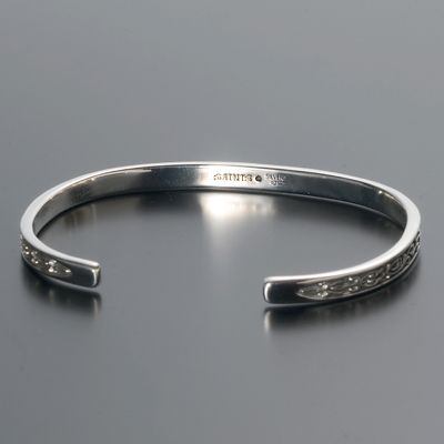 シルバーバングル