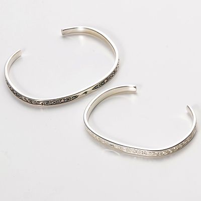 シルバーペアバングル