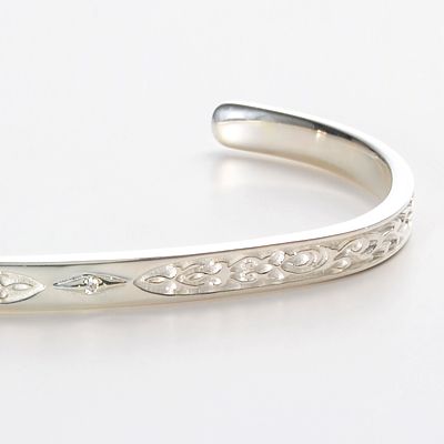 シルバーバングル