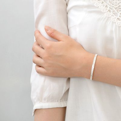 シルバーバングル