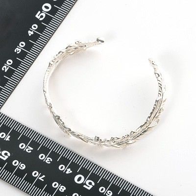 シルバーバングル