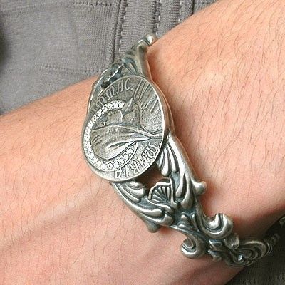 シルバーバングル