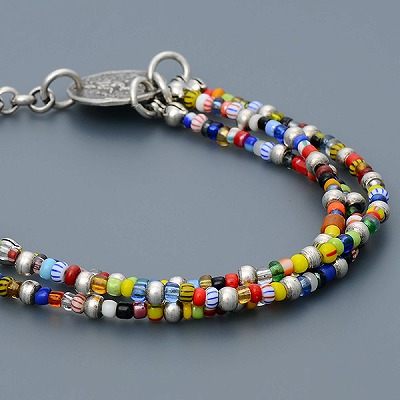 ビーズブレスレット