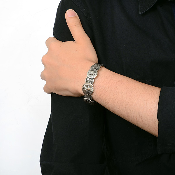 ブラスバングル