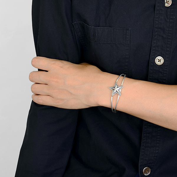 シルバーバングル