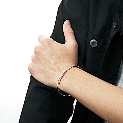 シルバーバングル