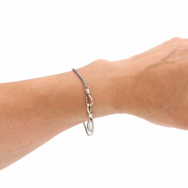 シルバーブレスレット