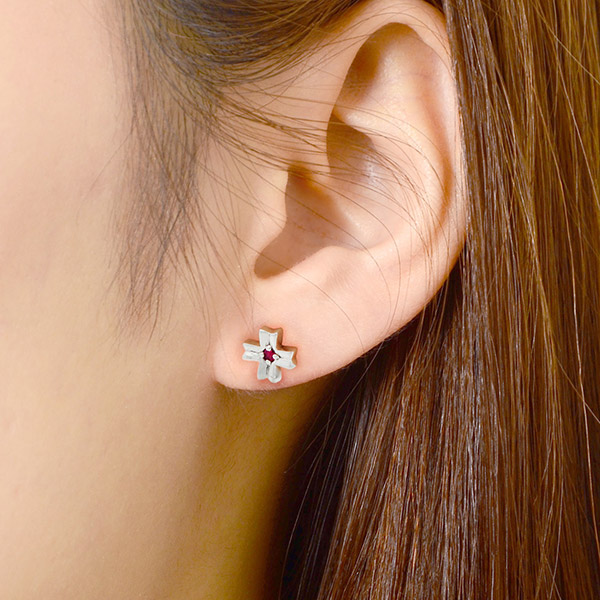 シルバーペアピアス