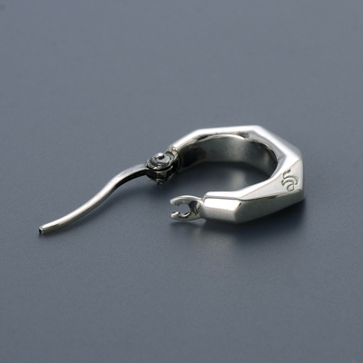 シルバーピアス(片耳用)