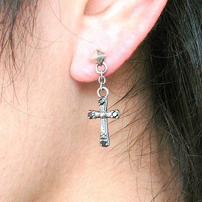 シルバースタッドピアス(片耳用)