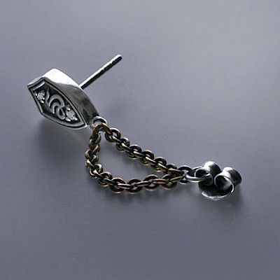 シルバースタッドピアス(片耳用)