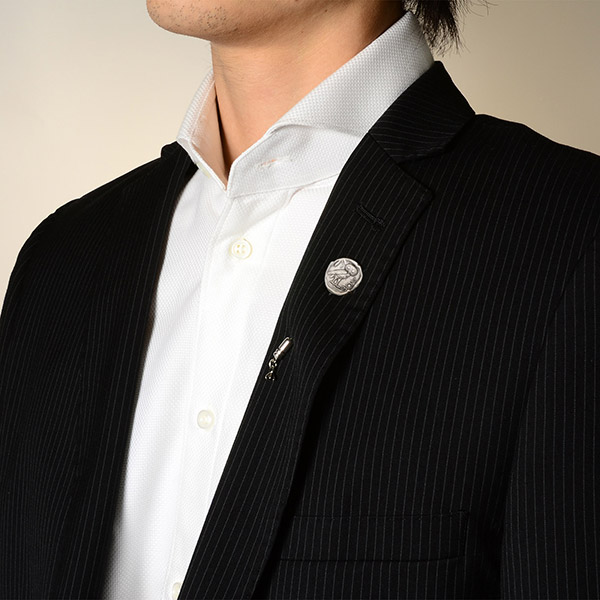 シルバーラペルピン