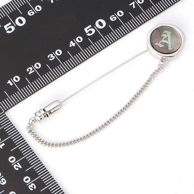 ブラスブローチ