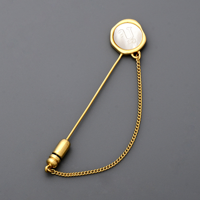 ブラスブローチ