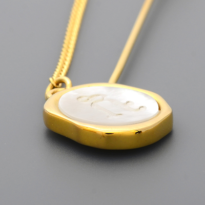 ブラスブローチ