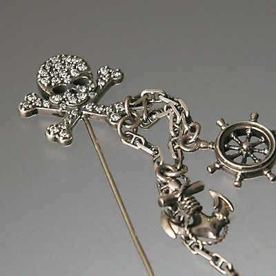 シルバーピンブローチ