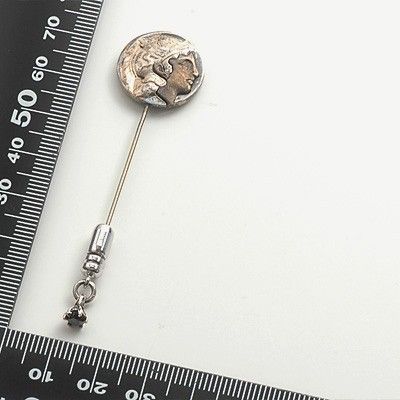 シルバーピンブローチ