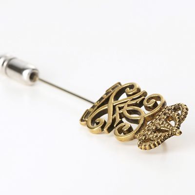 シルバーピンブローチ