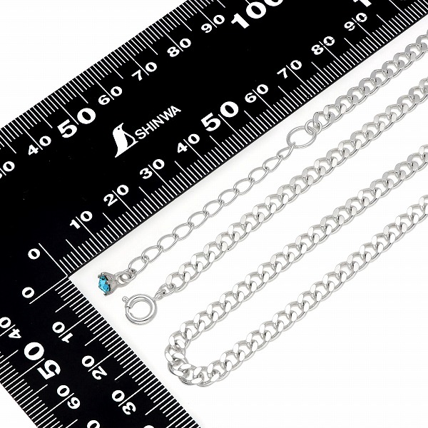 チェーンネックレス