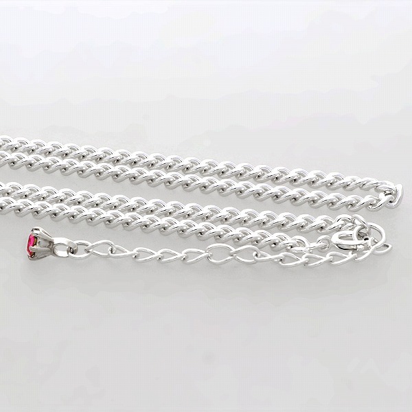 チェーンネックレス