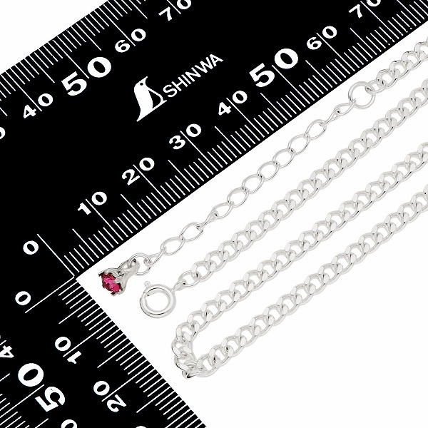 チェーンネックレス