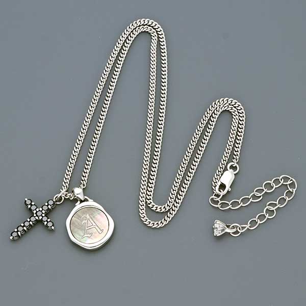 シルバーネックレス