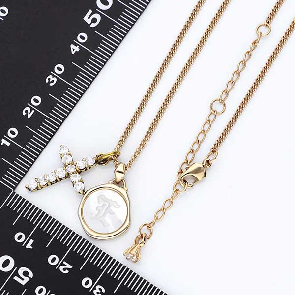 シルバーネックレス