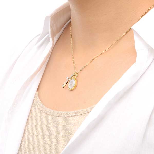 シルバーネックレス