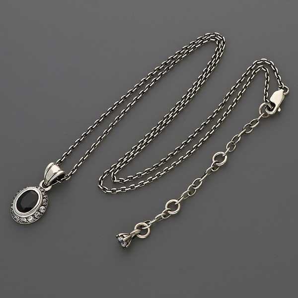 シルバーネックレス