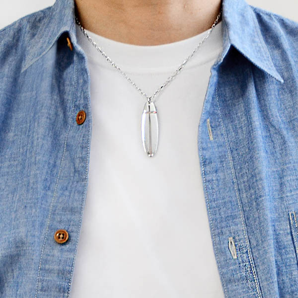 シルバーネックレス