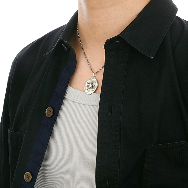 シルバーネックレス