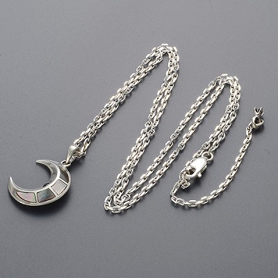 シルバーネックレス