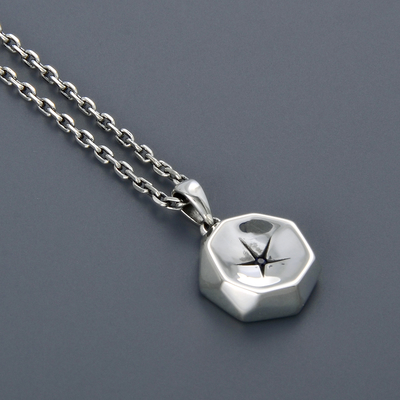 シルバーネックレス