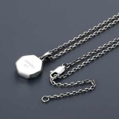 シルバーネックレス