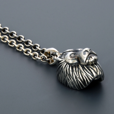 シルバーネックレス