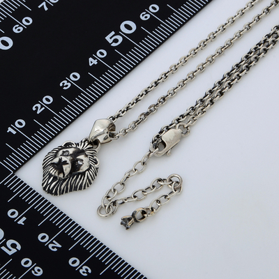 シルバーネックレス