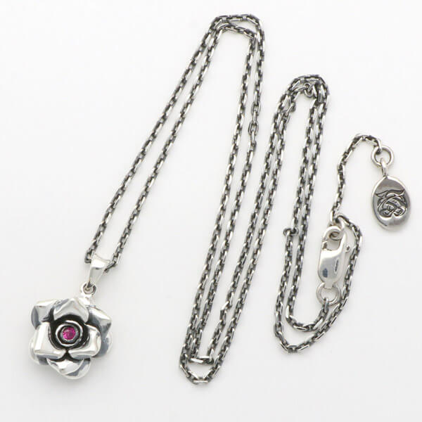 シルバーネックレス