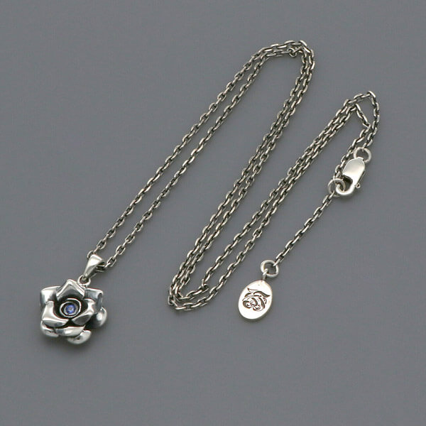 シルバーネックレス