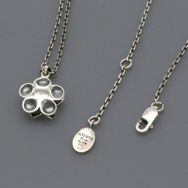 シルバーネックレス