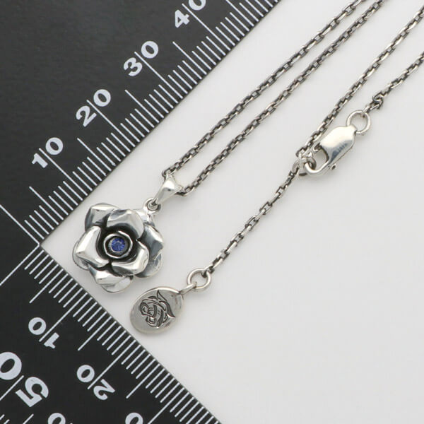 シルバーネックレス