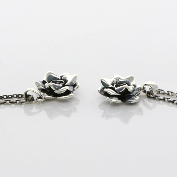 シルバーペアネックレス