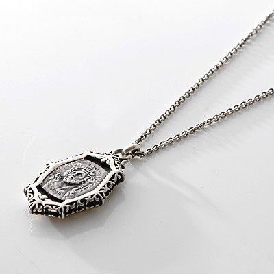 シルバーネックレス