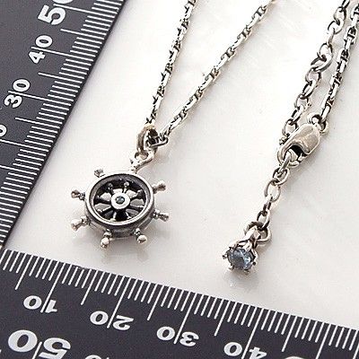 シルバーネックレス