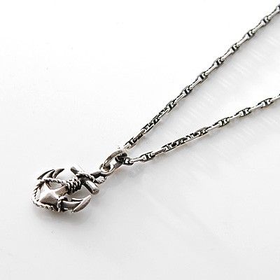 シルバーネックレス