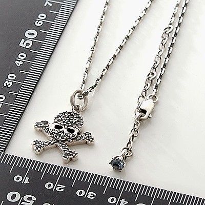 シルバーネックレス