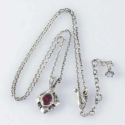 シルバーネックレス