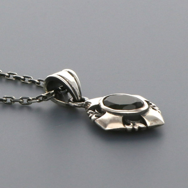 シルバーネックレス